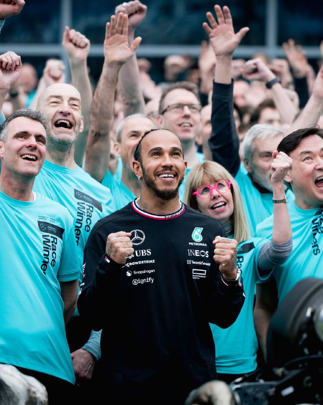 Mercedes personnel wore ‘Race Winners’ shirts …