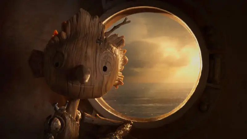 *Il Pinocchio di Guillermo del Toro è un inedito e “mostruoso” coming of age contro il conformismo. Un ribaltamento dell'opera …