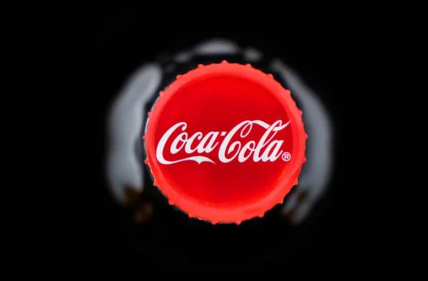 Американская The Coca-Cola Company [отправила](https://www.vedomosti.ru/business/articles/2024/06/14/1043709-ushedshaya-iz-rossii-coca-cola-vnov-registriruet-tovarnie-znaki?from=newsline) на …