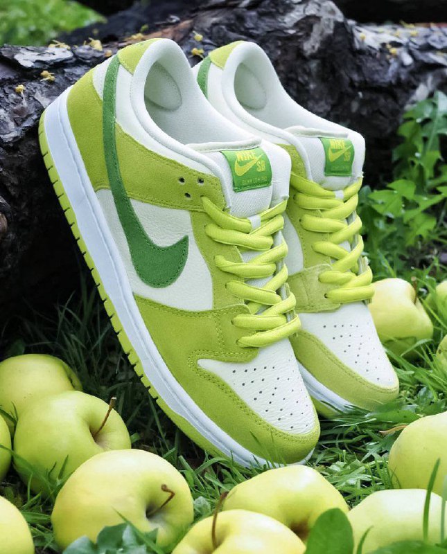 **Dunk Low Pro SB 'Green Apple'