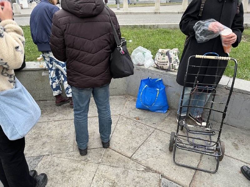 FOOD NOT BOMBS moscow