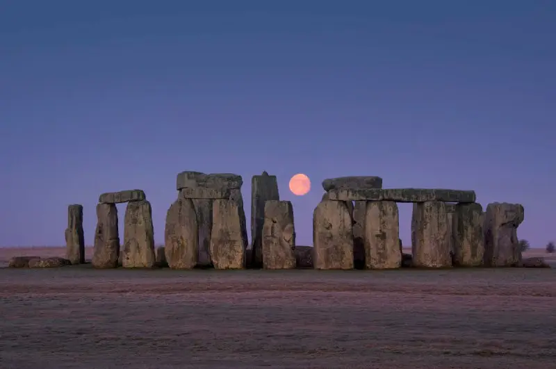 **La Luna influenzò i costruttori di Stonehenge?** [#cultura](?q=%23cultura)