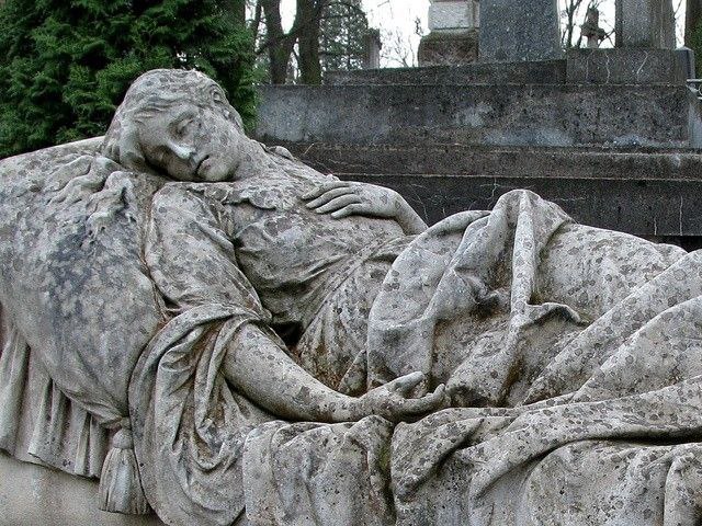 ***Sleeping woman*** the tomb of Katarzyna …