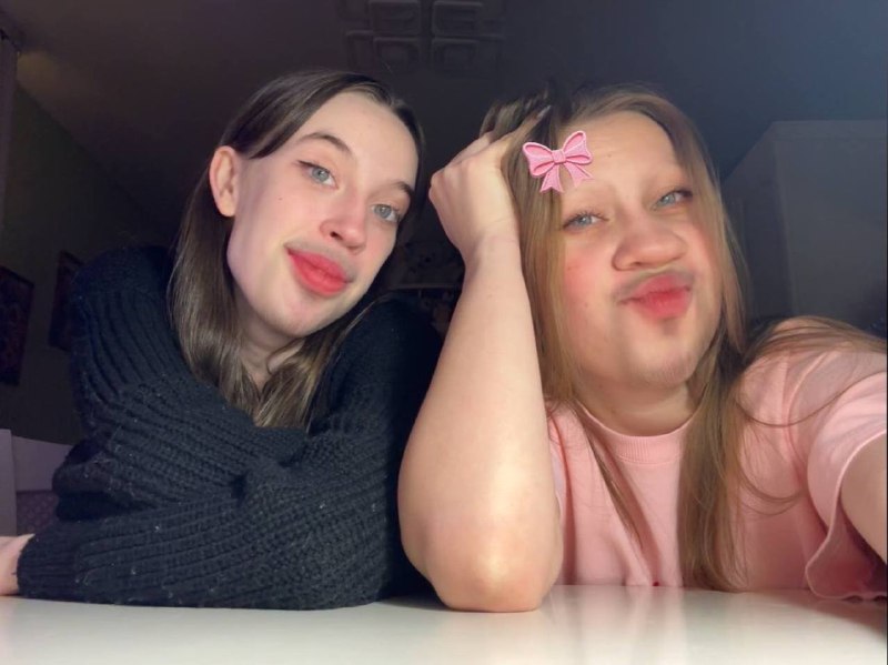 Анька и Танька!🥰