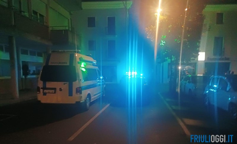 RISSA IN PIAZZA A LATISANA, INTERVENGONO LE FORZE DELL'ORDINE