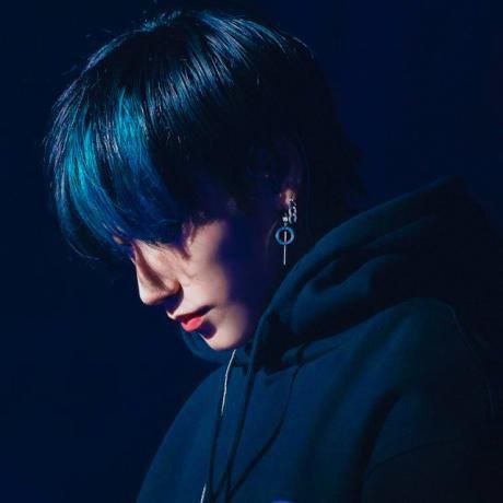 — 𝟣𝟤 . 𝟪𝟪 .