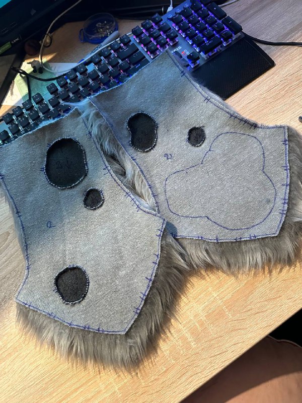 🧵✂️ Furry Factory ✂️🧵