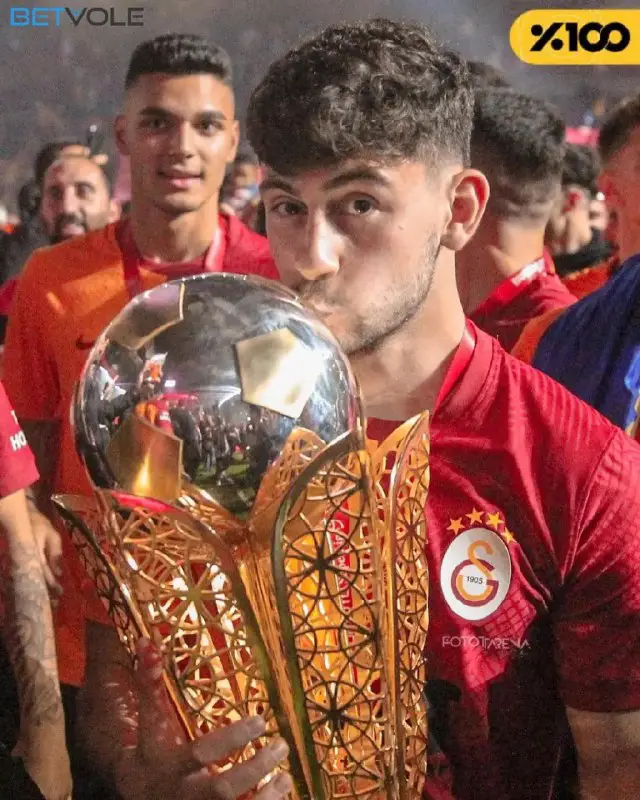 《 Galatasaray 》