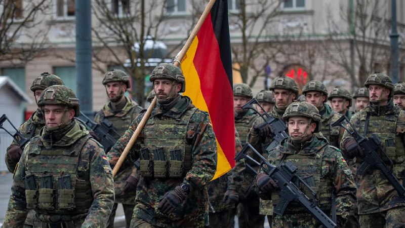 *****🇩🇪*** Almanya’dan silah sanayisini güçlendirmek için …