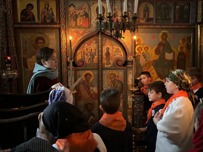 Храм Живоначальной Троицы в Троицком-Голенищеве