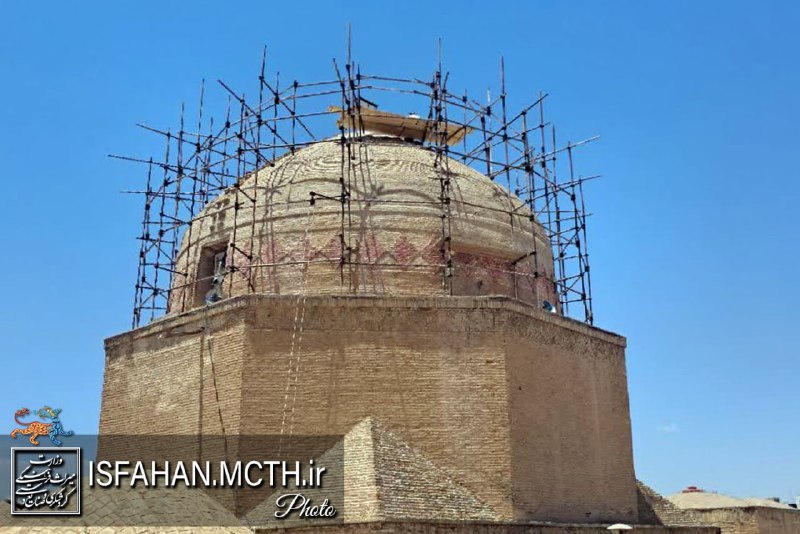 ***?***آغاز عملیات مرمت گنبد مسجد جامع …