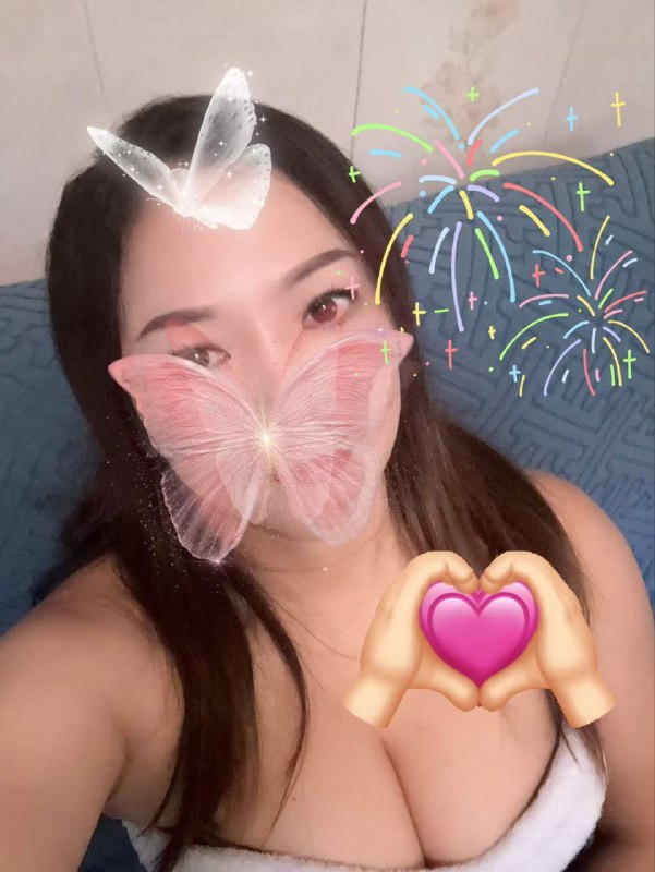 大家好～我叫***❤️******❤️***MayMay(真人相)***👧🏻***，有做咗5年大場按摩經驗，按摩手法一流！人人試過都讚好好：***❤️***穴位按摩