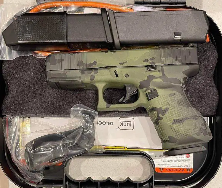 Glock 19 9mm military painted with …