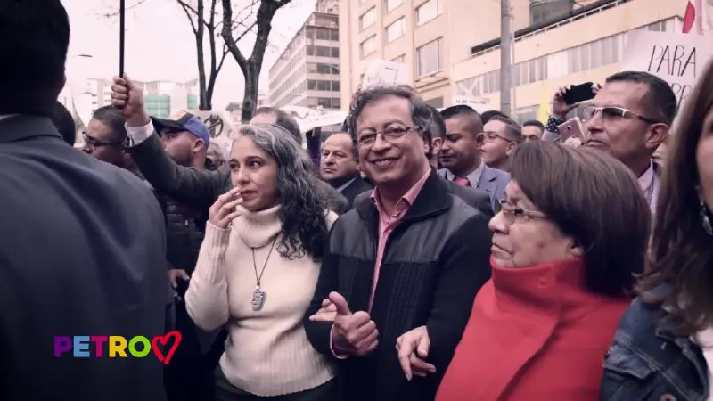 Marcha para defender la PAZ de Colombia.