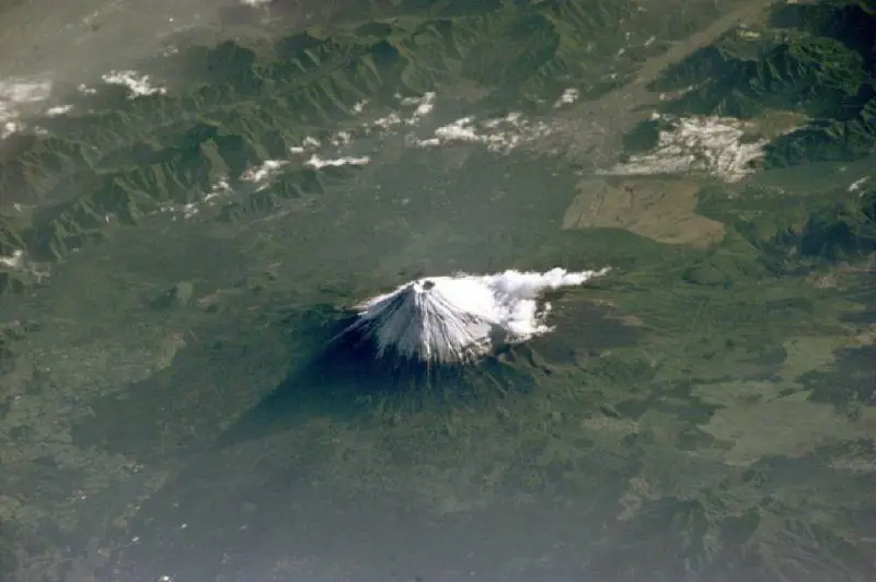 ***📸*** **کوه فوجی ژاپن از دید …