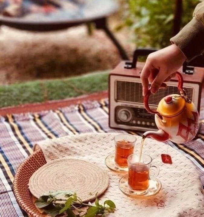 **امروز لبخند بزن بگذار همه بفهمن …
