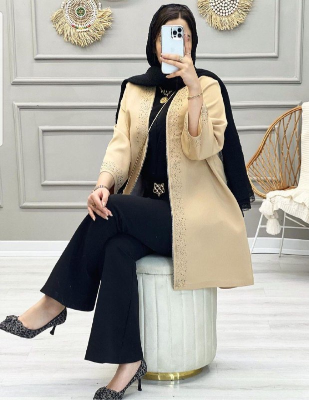 همکاری آمی مد