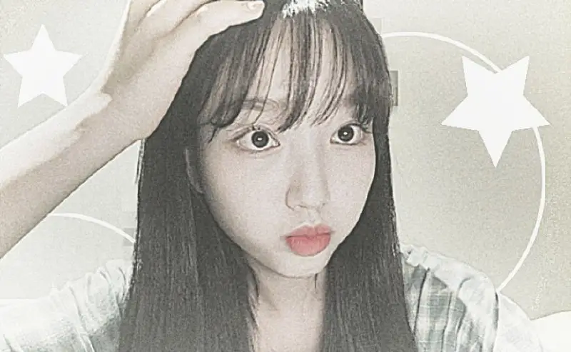 .✩・`?һᥱ̄` **one** *who holds* mᥡ һᥲᥒძ・．