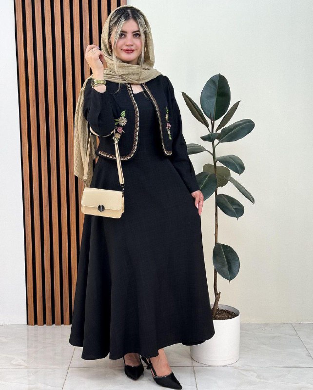 همکاری هستی ناز