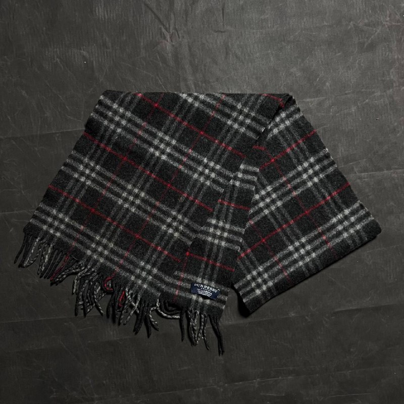 *BURBERRY LAMBSWOOL SCARF