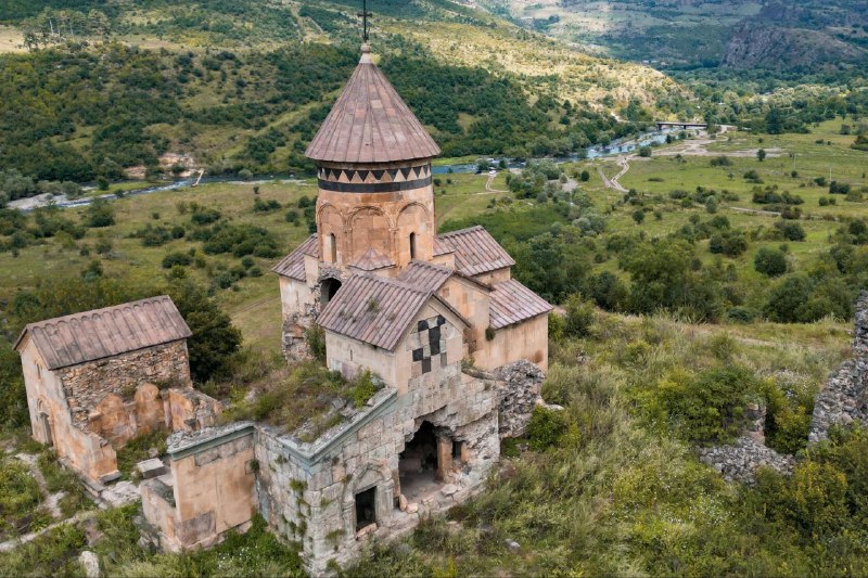 We Hike Armenia