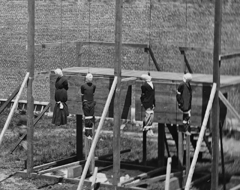 **Photo: The four Lincoln conspirators executed …