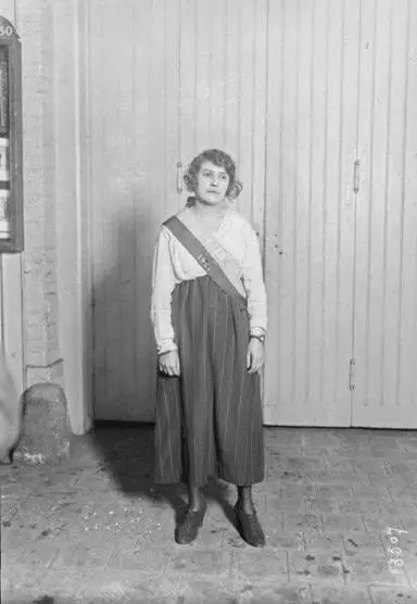 Королева краси. Аліса Ульпіан, Франція, 1921 …