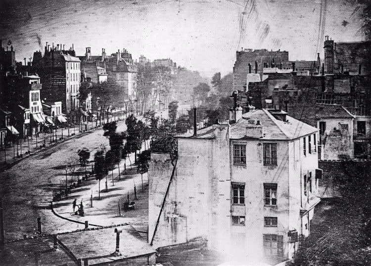 The oldest photo of Paris, taken …