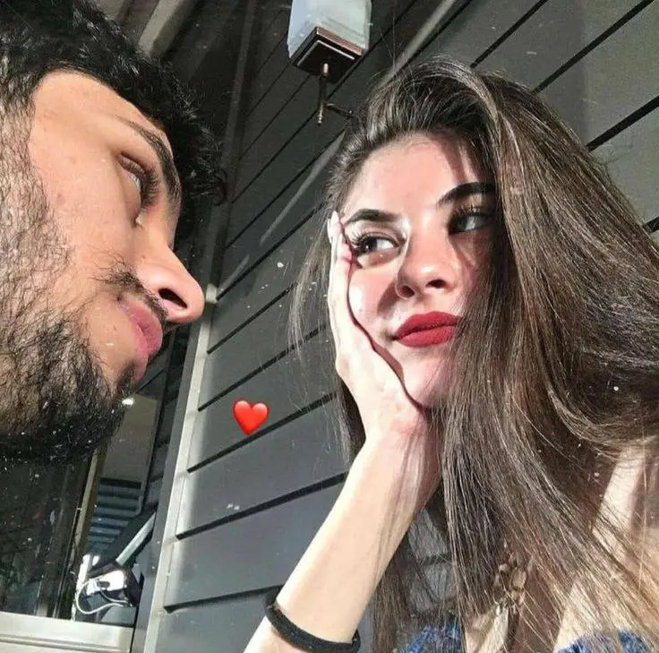 فِيُ مُتِأه٘أتَ عُيوَنِڪُكَ أعُشِق ضِيُأعُيَ***♥️***.