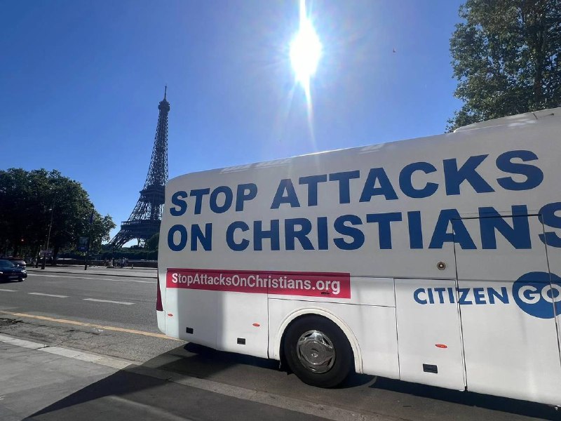 *****🇫🇷*** PARIS: Police Arrested Six Christians …