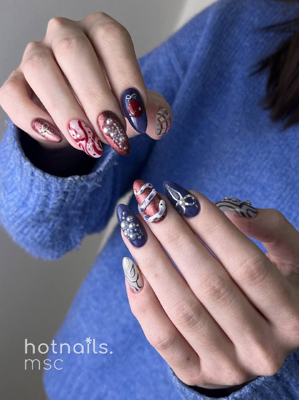 Hot Nails in Moscow