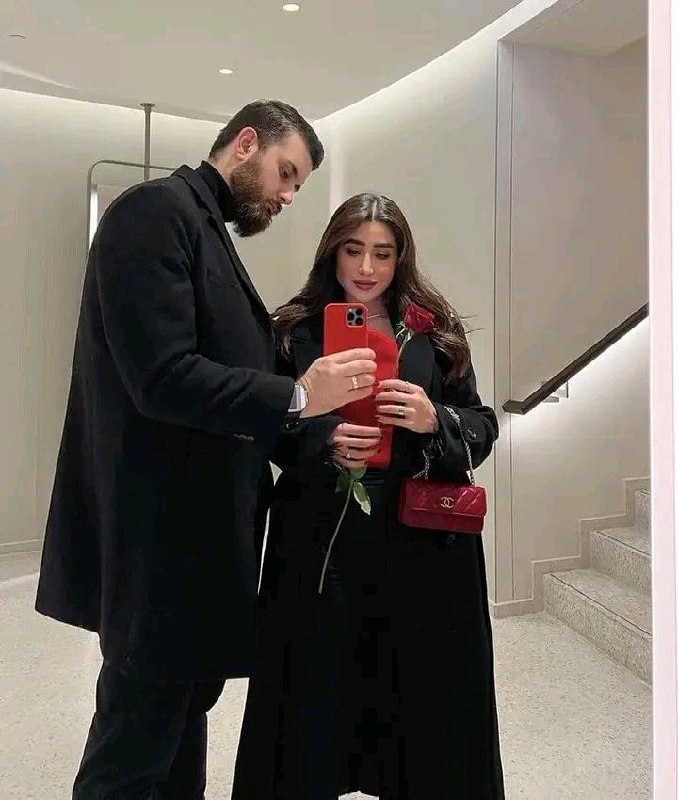 **مَ حبيتاش ؏ خاطر الفلوس ***♥️***.