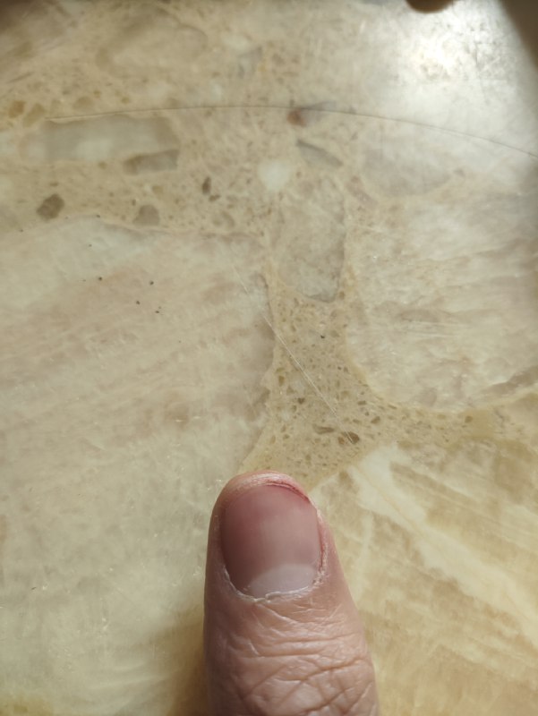呜呜呜 剪指甲又剪过头了…