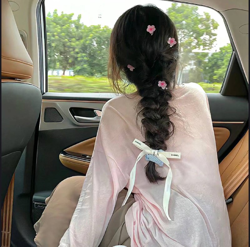 **愛愛是一件而已體驗快樂的事情