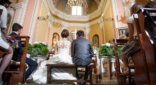 Matrimonio impedito dalla burocrazia: «Il mio …