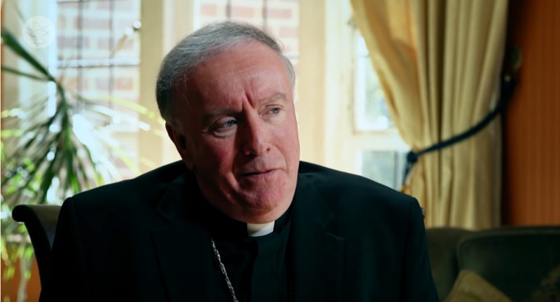 **Mons. Egan: aceptar el suicidio asistido …