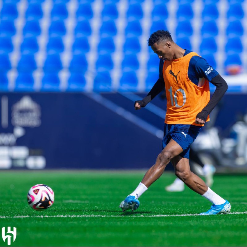 موج الهلال 📝💙