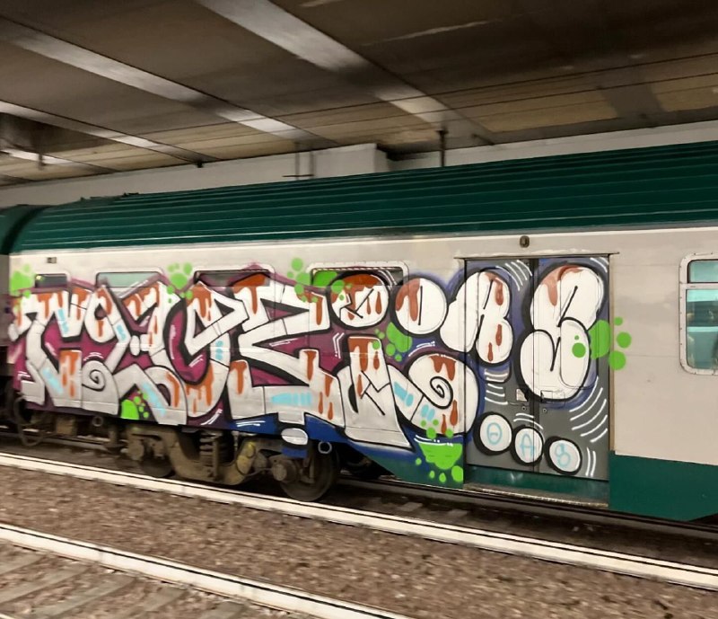 Subway pub.2