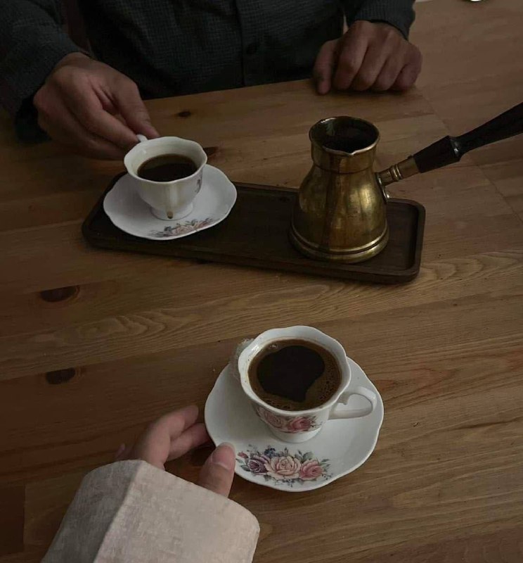 أريد أن نجلس سويًا في شرفة …