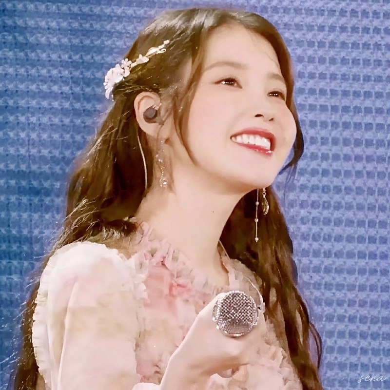 IU | 16th debut 🎂