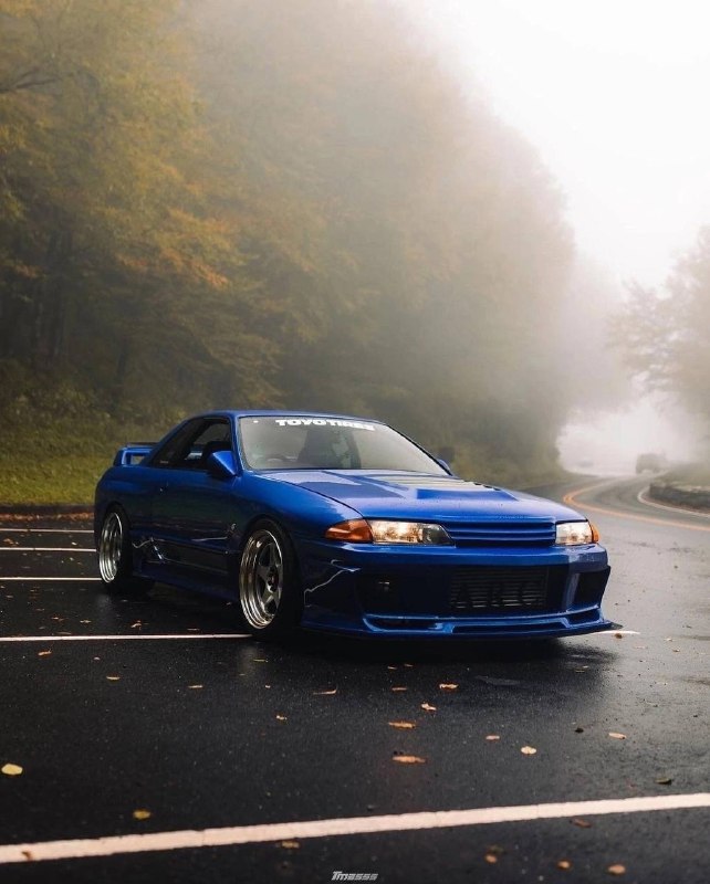 ******?*********Skyline R32