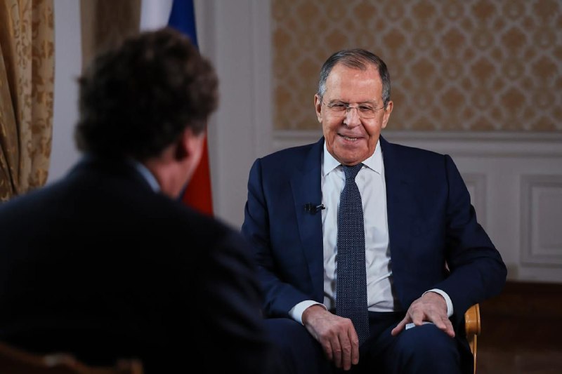 Lavrov s Tuckerem Carlsonem: