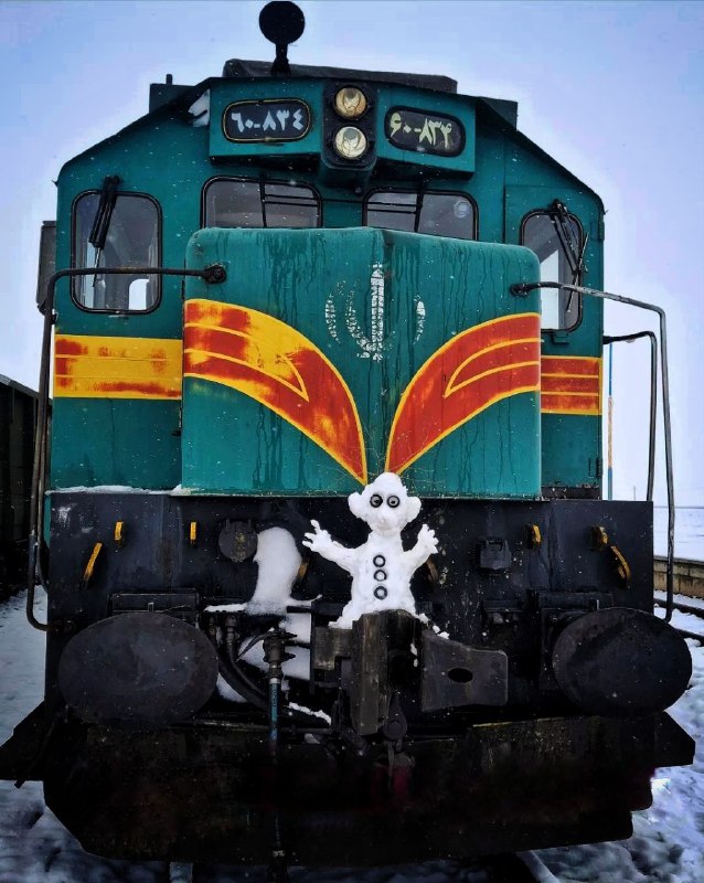 ***🚂*** **سلطان و آدم برفی**
