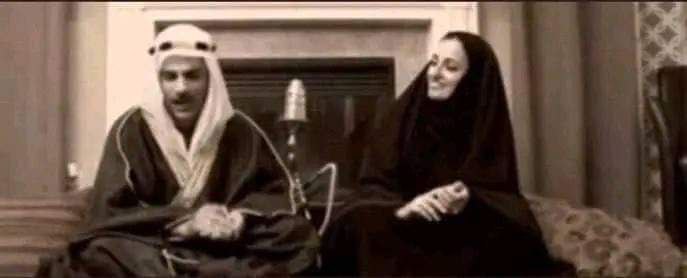 الترباني يعلمڪ الحُب ولهجات الغزل '