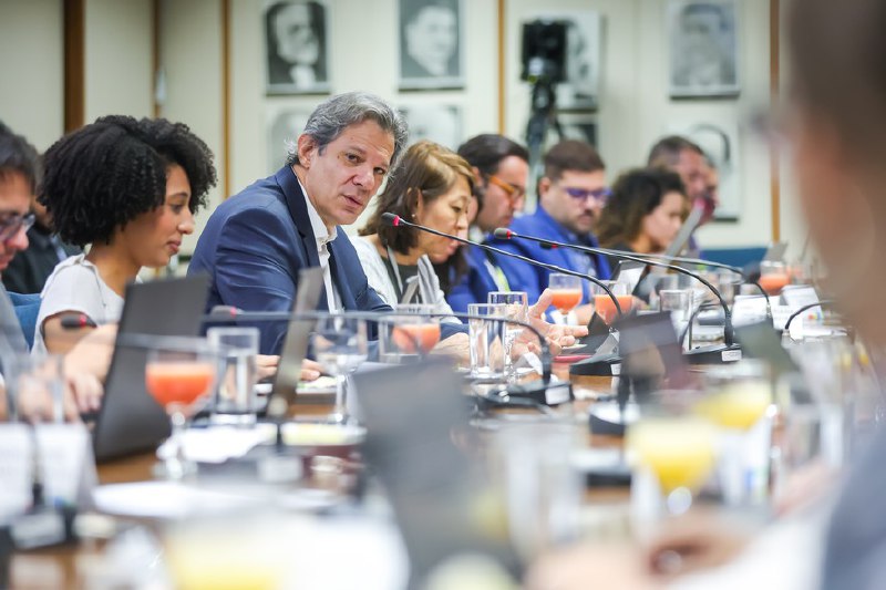 Haddad diz ser preciso 'corrigir a …