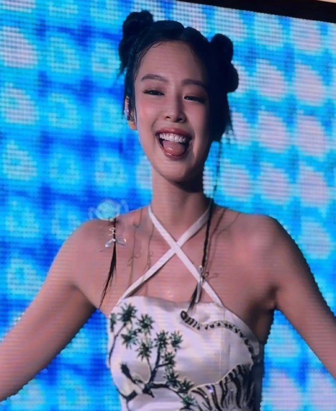 @Jennie