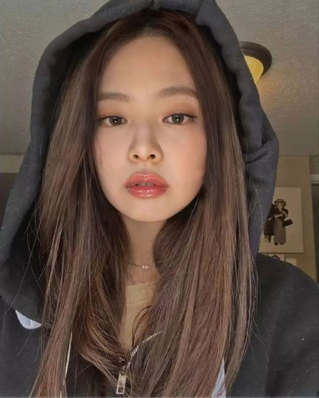 @Jennie