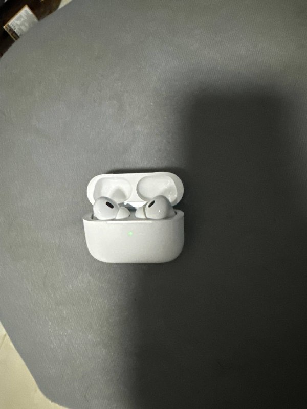 出售：iPhone Air Pods Pro耳机