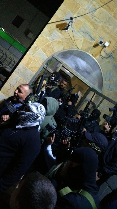 ***?***من داخل مركز شرطة اليامون