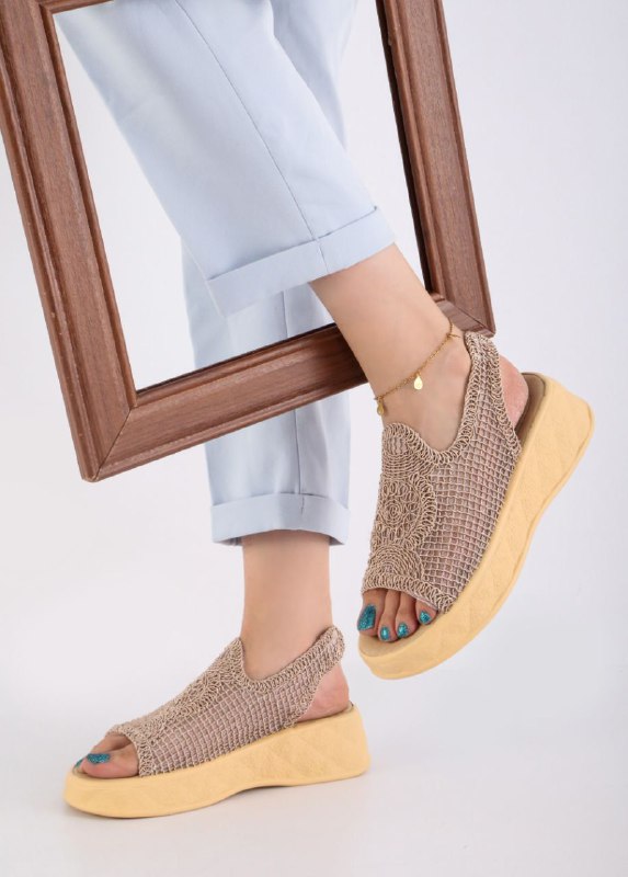 همکاری کفش اورسی دوز